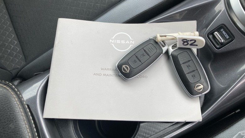 Nissan Juke 1.0 DiG-T 114 N-Connecta 5dr Petrol Hatchback
